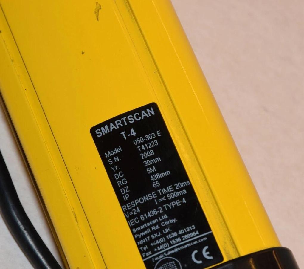 Used Smartscan  Safety Light Curtain T4 050-303 E 24VDC  050 303 E 050303E