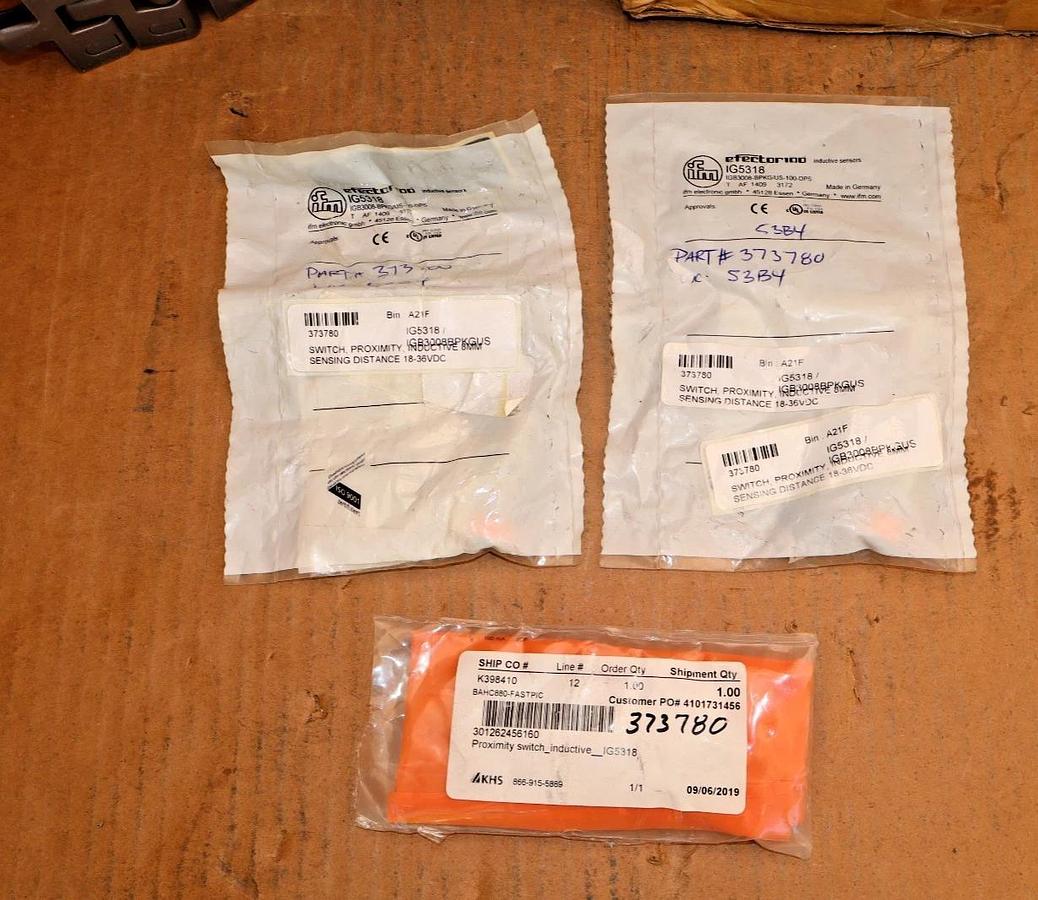 Rexnord Mat-Top Chain 5' 10146241 HP7956TAB-15IN MTW S HP7956TAB-15INMTWS (NEW)