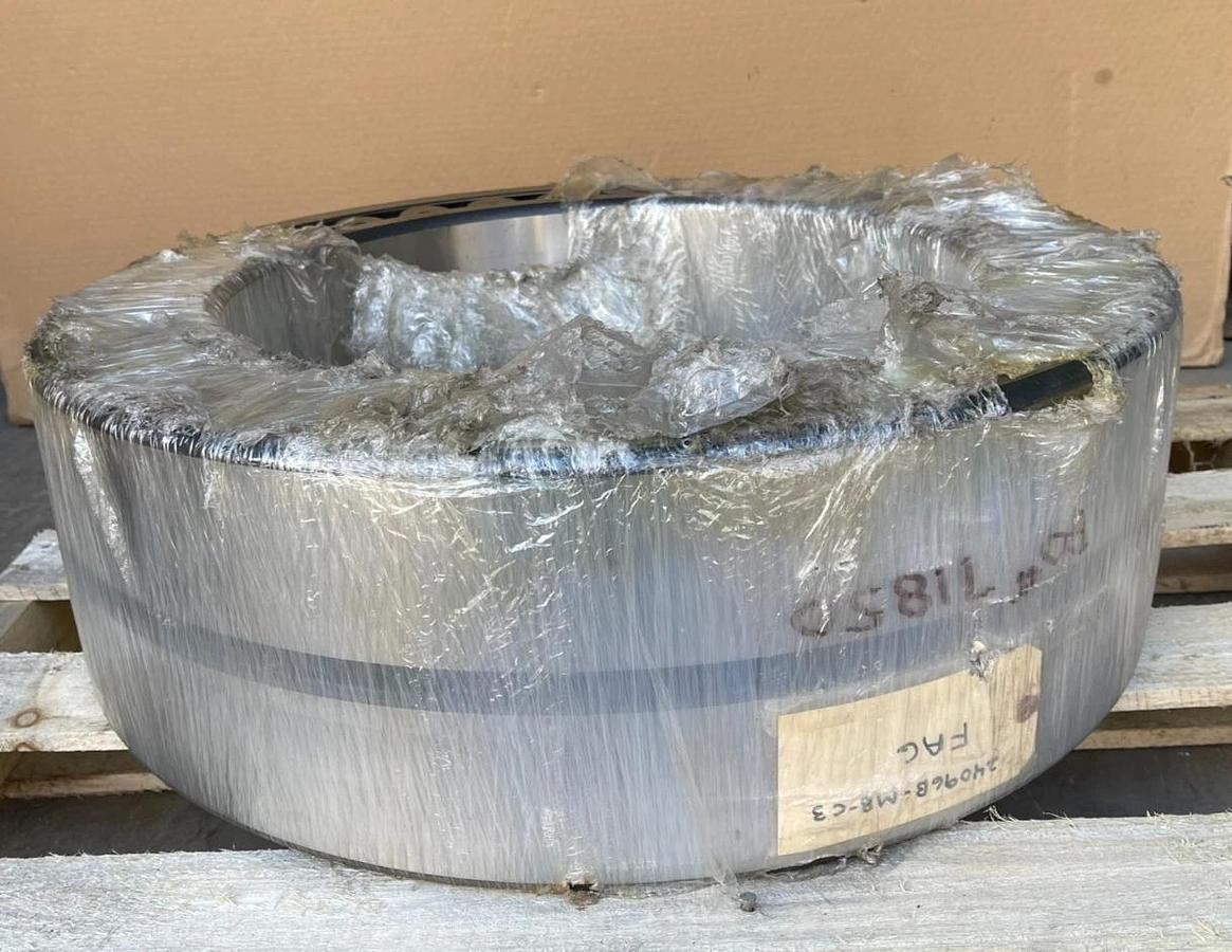 FAG Bearing 24096B-MB-C3 24096BMBC3 24096B MB C3 NEW