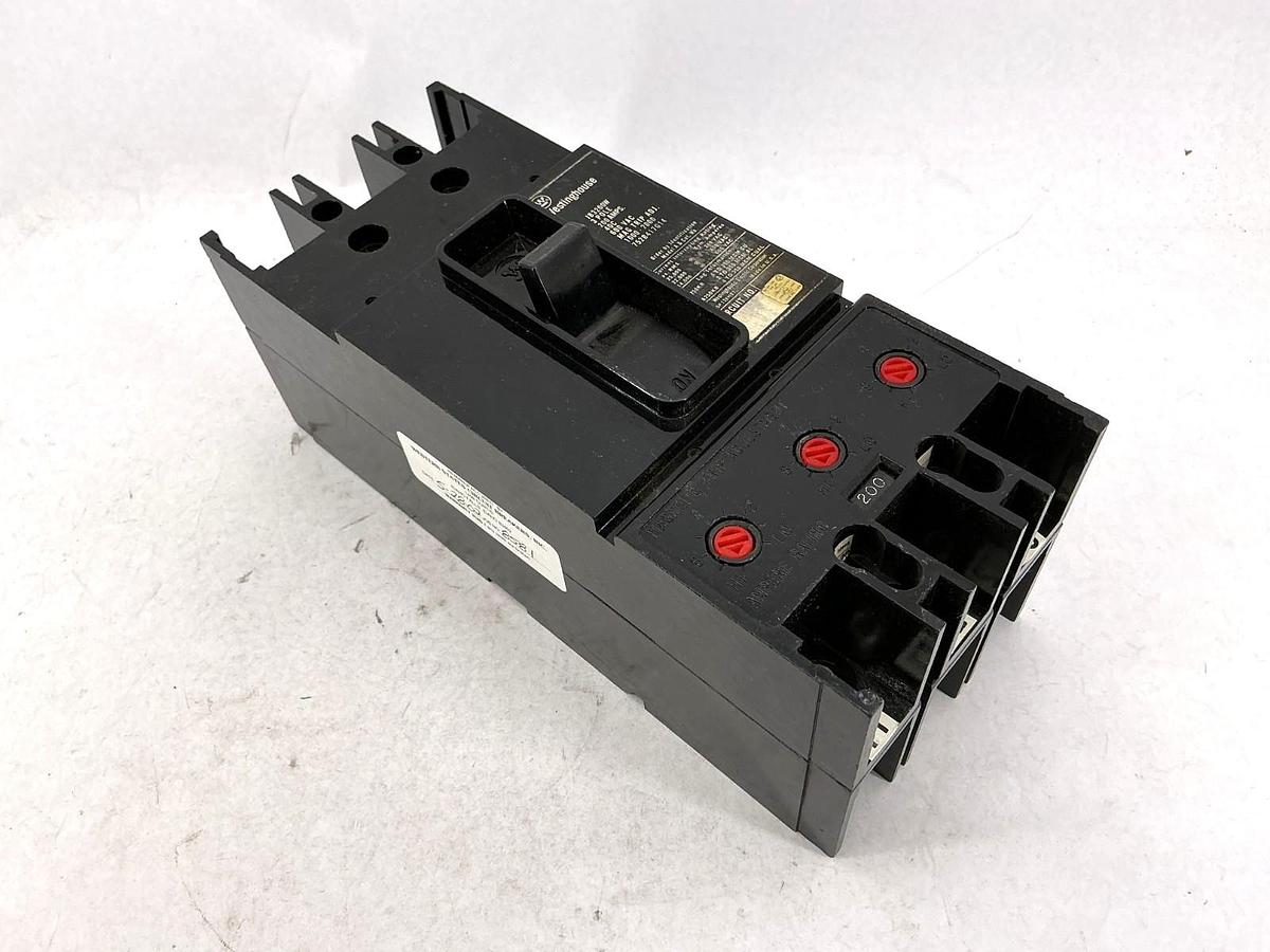 Used WESTINGHOUSE FD SERIES 3p 3 Pole 70A 70 Amp Breaker *CHIP*