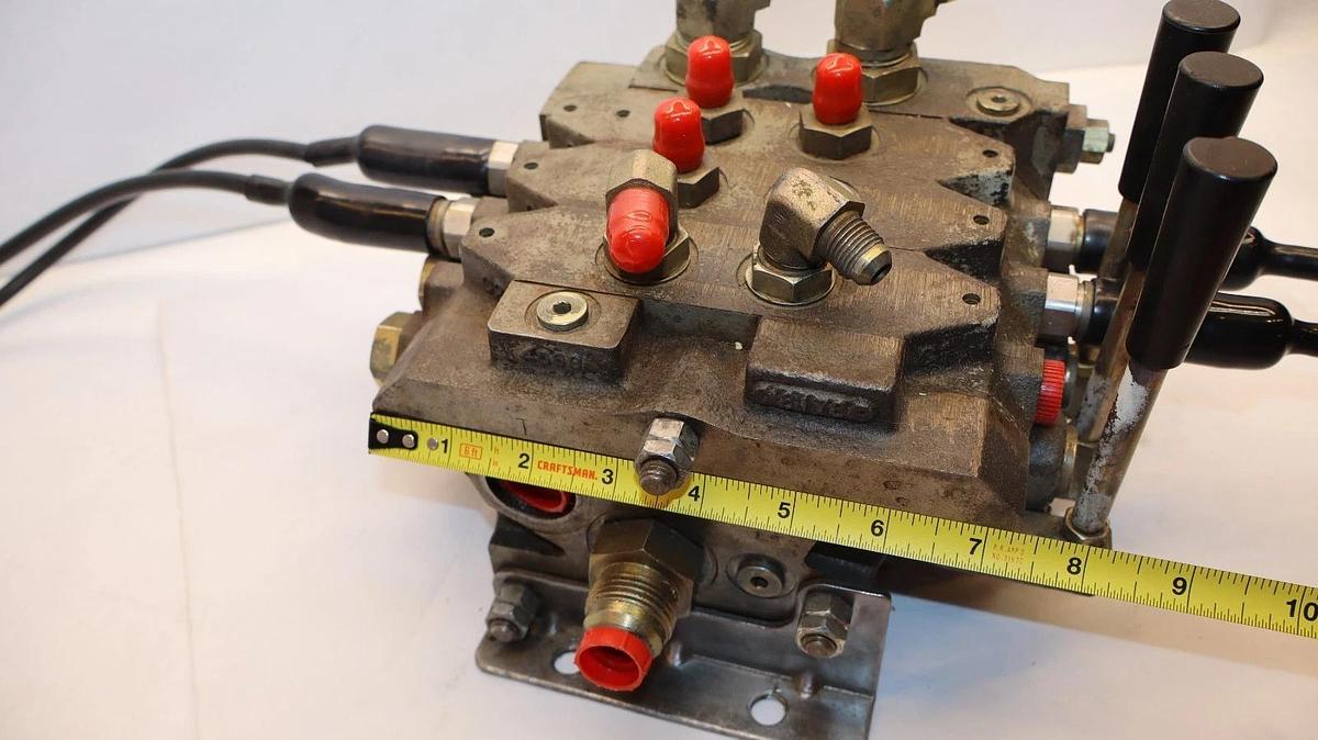 Used Altec 3 Hydraulic Valve 3 Spool Valve Block DB5195.800 8220 4009 8178