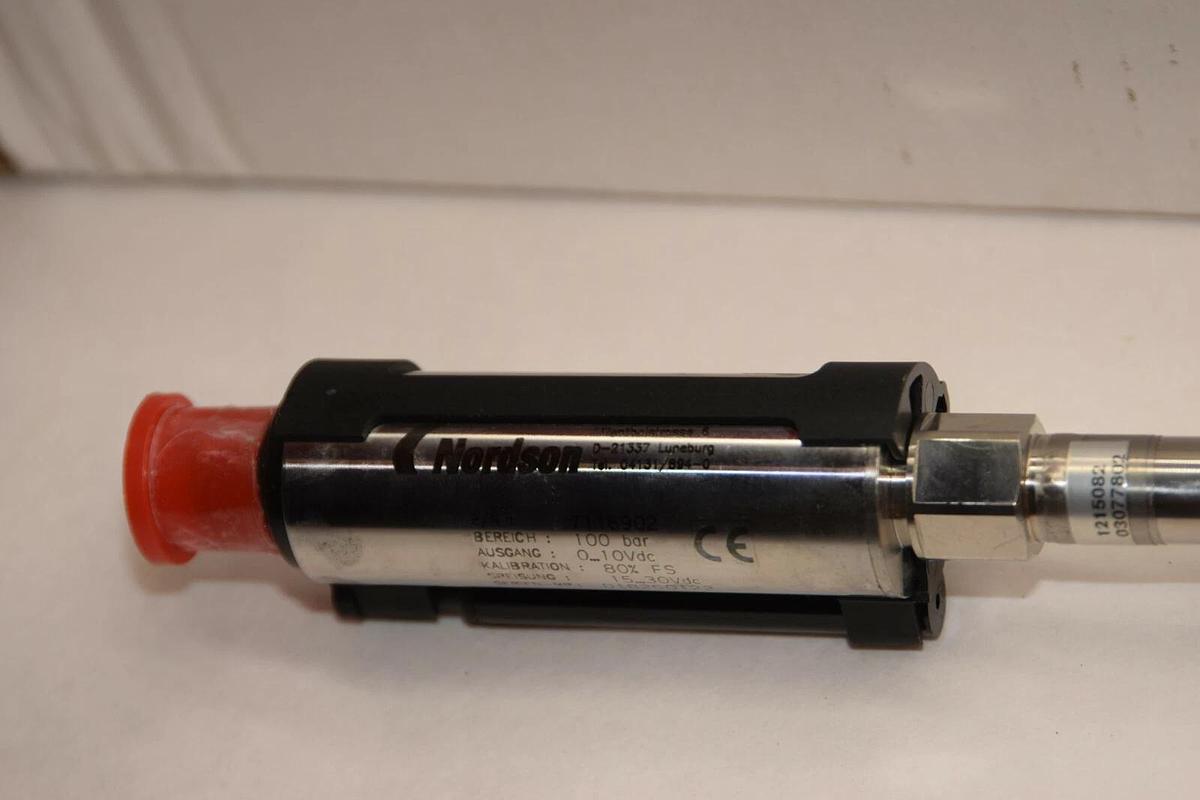 (NEW) NORDSON 7116902 D18250122 1215082 100 Bar 0-10Vdc Pressure Sensor