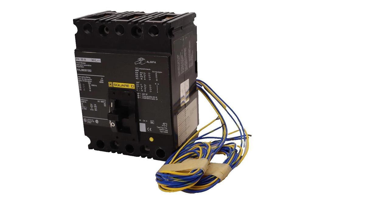 Square D Circuit Breaker 30A FH 30A FH30A FHL360301352 30 Amp 3P (New)