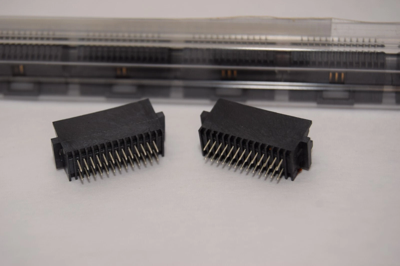(Lot 8) TYCO 1253-0999 Header 2x13 26 Pin Vertical Shrouded Connector 1.27mm NEW