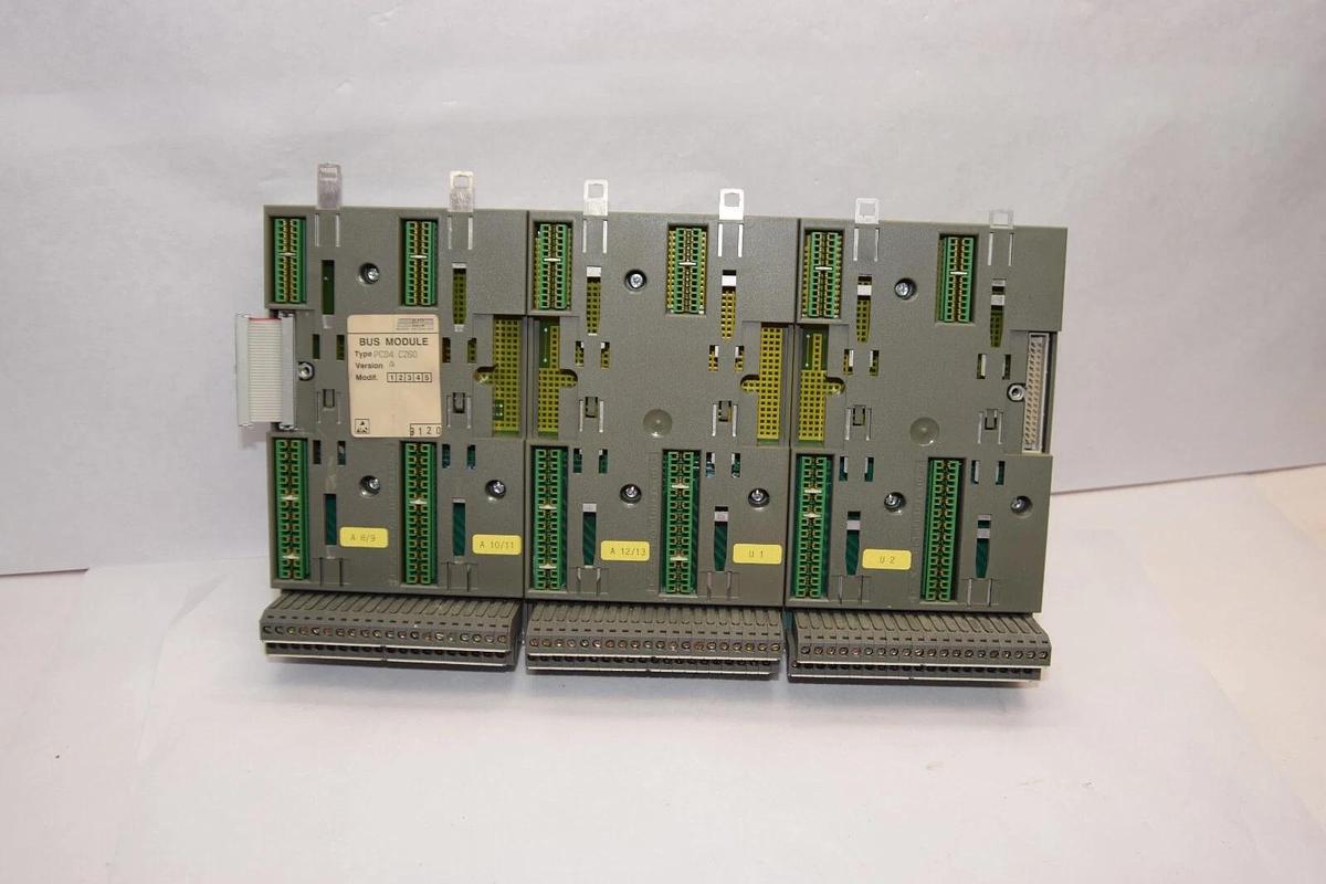 Used SAIA PCD4.C260 Version A Bus Module