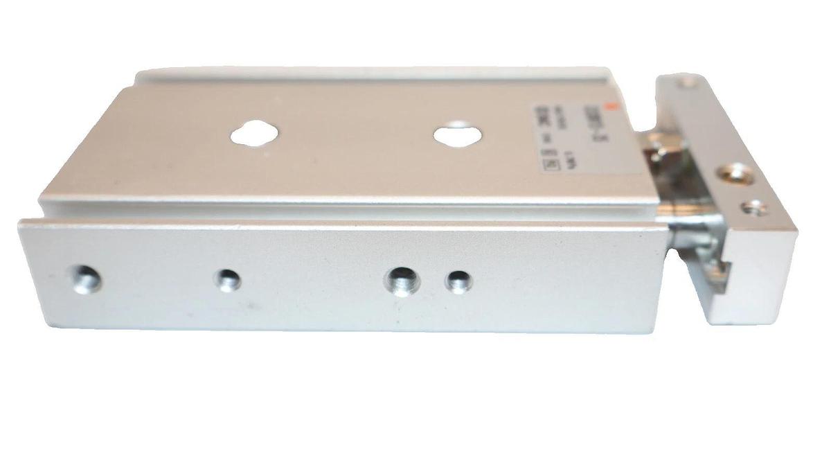 (NEW) SMC CXSM15-35 , CXSM1535 0.7MPa Guided Cylinder Slide Bearing