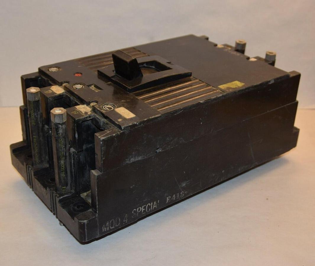 Used General Electric TKMA836T700 700A Breaker