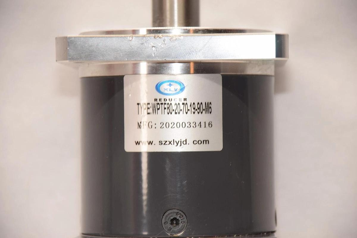 Used XLY WPTF80-20-70-19-90-M6 , WPTF8020701990M6 20.10mm Shaft Right Angle Gearhead