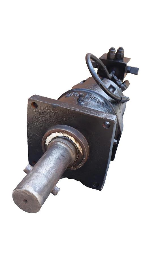Used Braden Capstan Motor & Gearbox for Winch CD24B-C44 96.56267 (New)