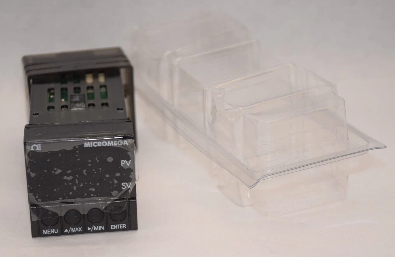 (NEW) OMEGA ENGINEERING INC. CN77333-A2 -2.6 4Watt 90-240V Micromega Controller