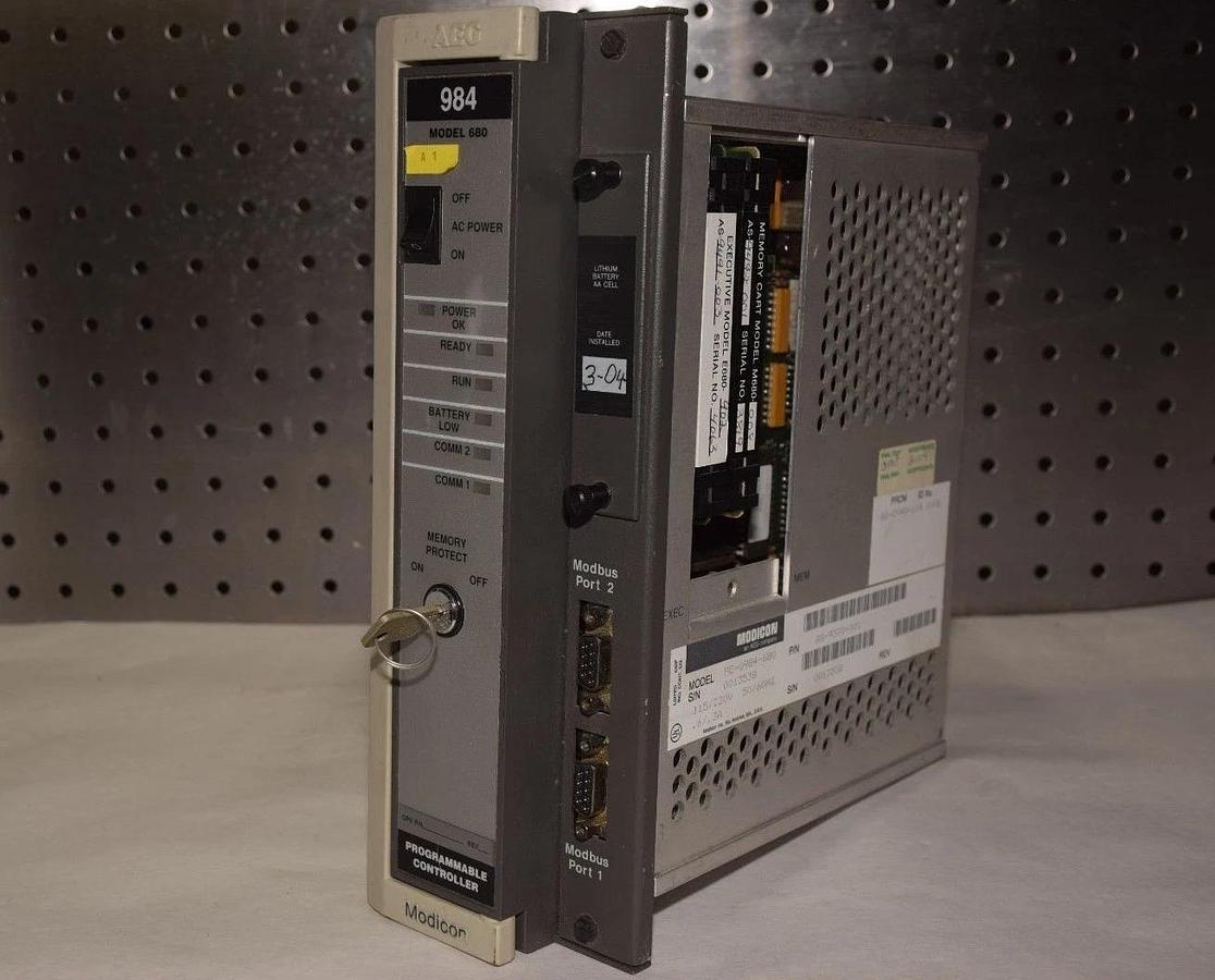 Used Gould PC-0984-680 Controller Module w/ Memory M680-008 mod E680-902 AS-9370-001