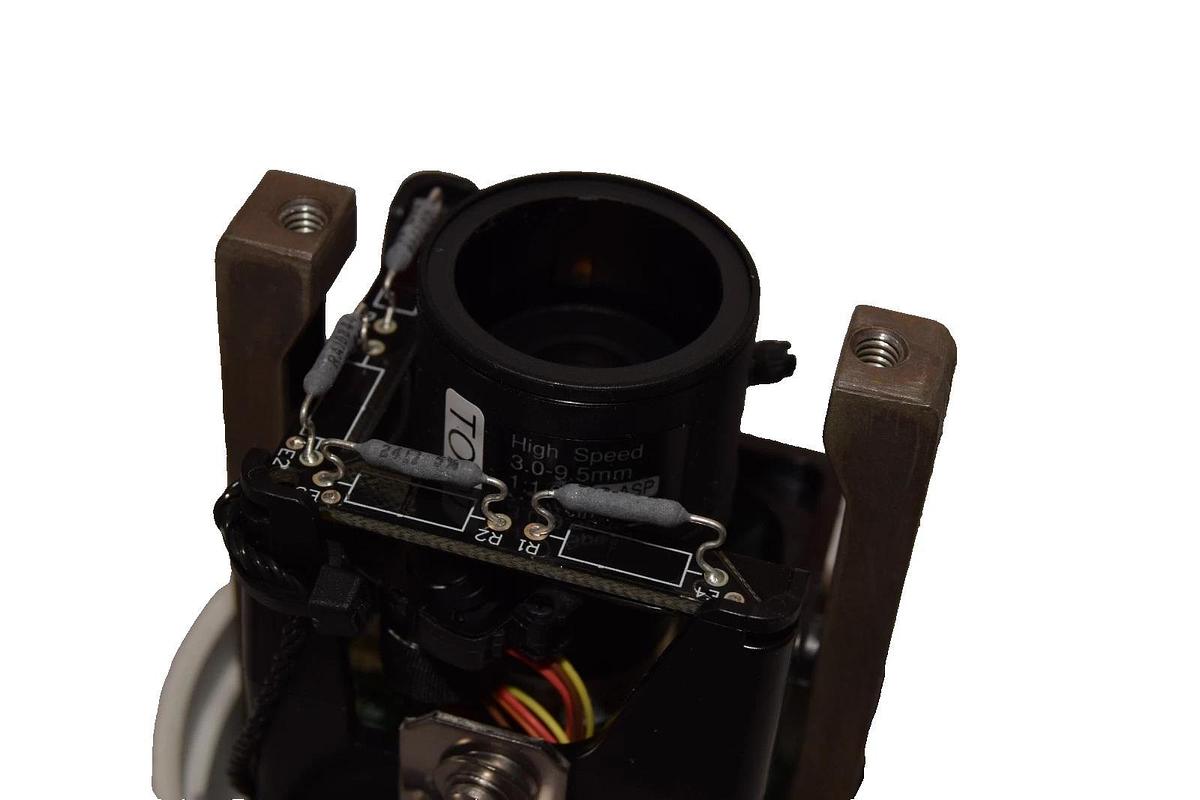 Used Pelco 1S310-CHV9 Security Camera With 3.0-9.5mm High Speed Lens