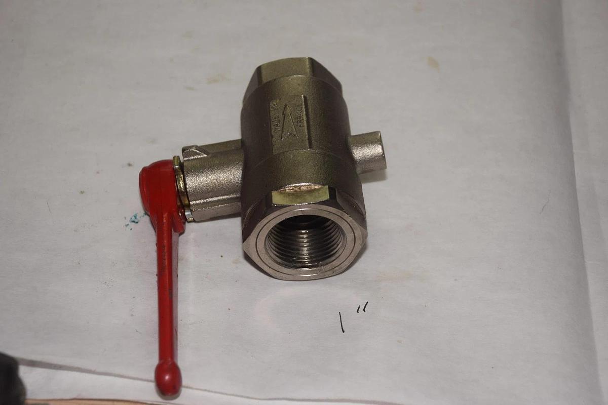 LEGRIS STAINLESS STEEL ONE WAY FLOW BALL VALVE 1" NPT NEW