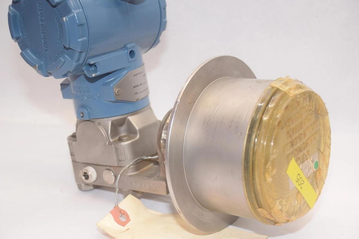 ROSEMOUNT 3051CG2A22A1AS1 2-47IWC Pressure Transmitter (New)