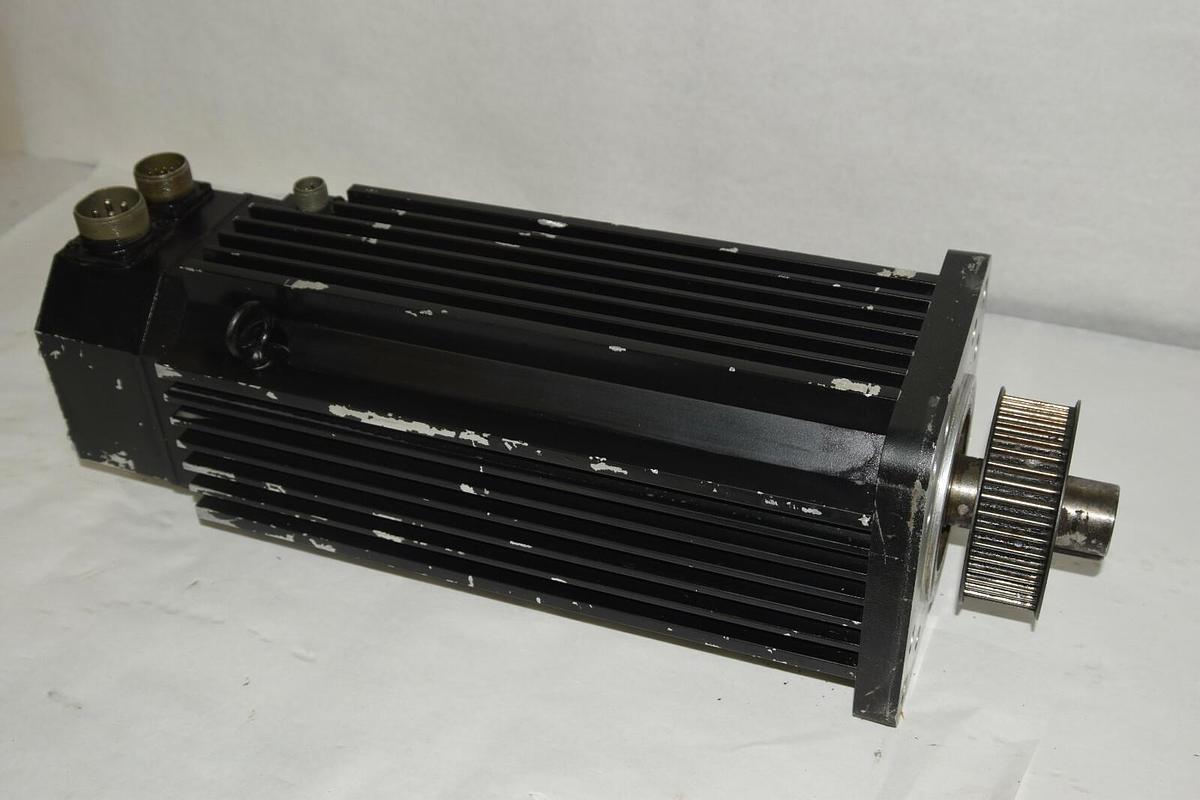 Used ALLEN BRADLEY Servo Motor H-6300-Q-H04AA 5.1kW  3000RPM  240V 3PH 193483