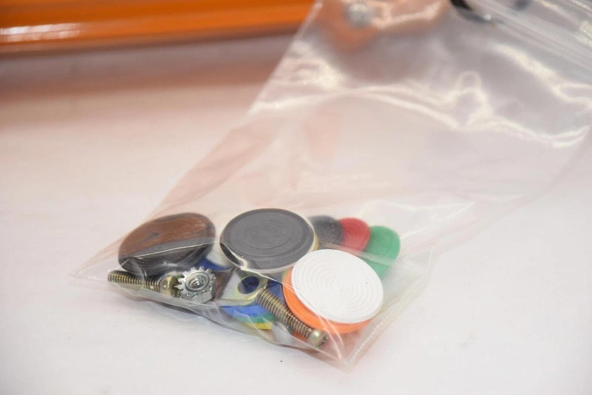 DUCT-O-WIRE Pendant Hoist Control 8-Button Push Button 250Vac 5A  (NEW)