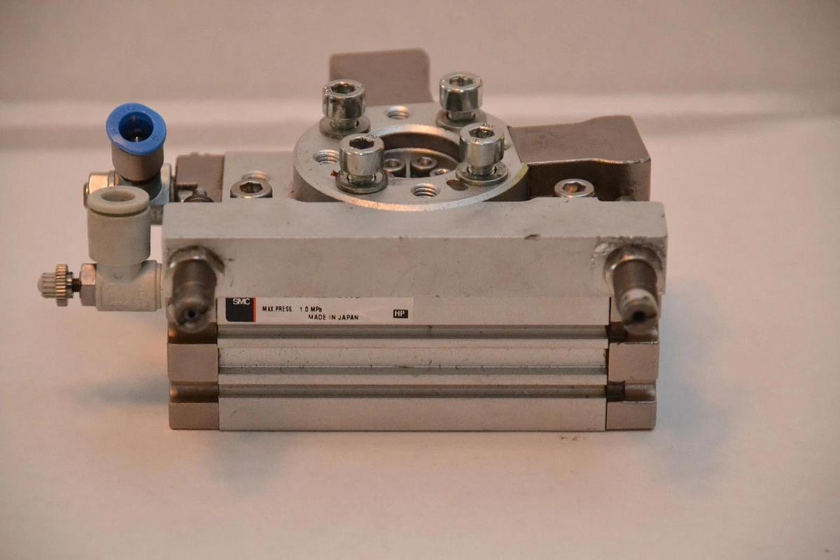 Used SMC Valve Rotary Actuator MSQB10H3 1.0MPa