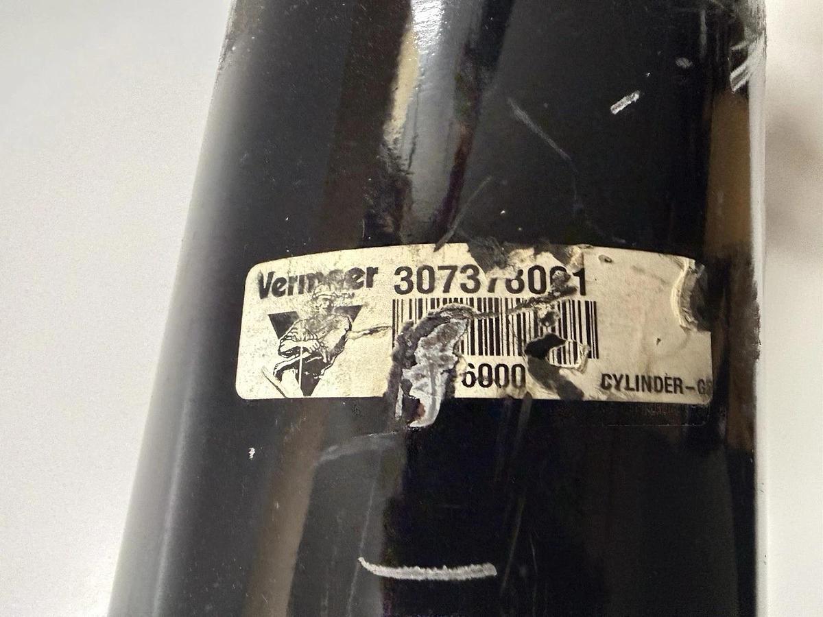 Used Vermeer Cylinder 307378001 6000 GP 307378061 6000GP Isolator