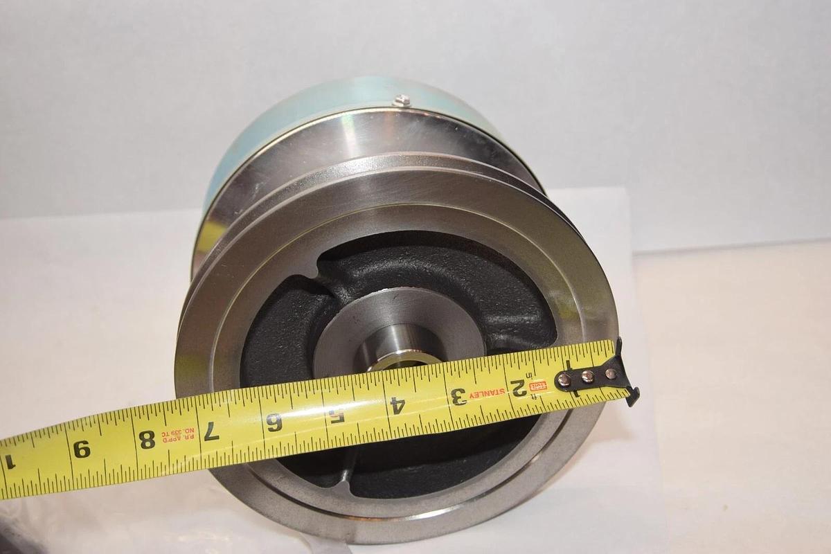 (NEW) 10L0L Primary Drive  Clutch For 1985+ Yahama 4 Cycle Gas Golf Cart