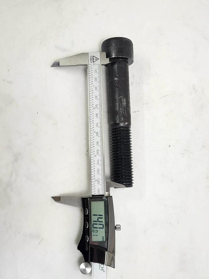 YFS 12.9 M24-3.0x70 Socket Hex Cap Screw Allen Bolt M24 3.0 x 70mm  12.9 - NEW