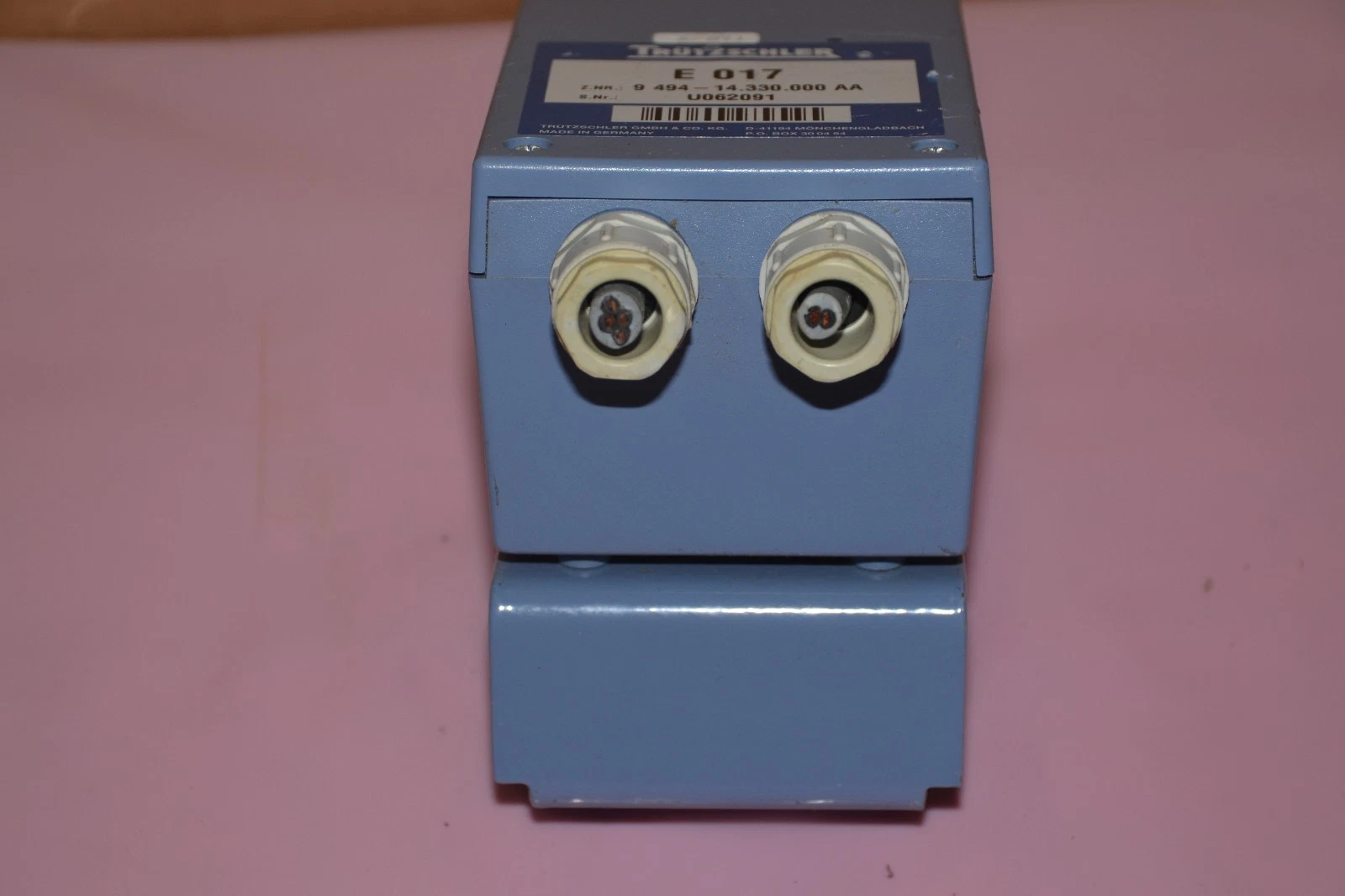 Used TRUTZSCHLER PHOTOELECTRIC EYE E 017 9 494-14.330.000 AA 9494-14.330.000AA