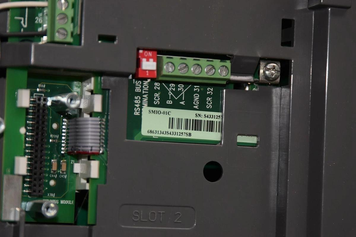 Used ABB ACH550-PCR-157A-4 157A 100kA 125Hp 3Ph Pump Drive