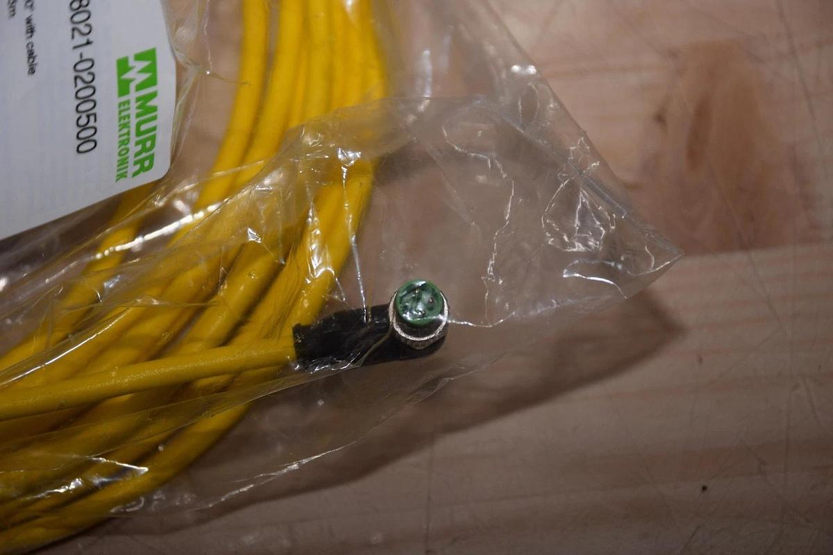 New MURR Elektronik QC Cable, 7000-08021-0200500, M8 male 90degree, 5meters