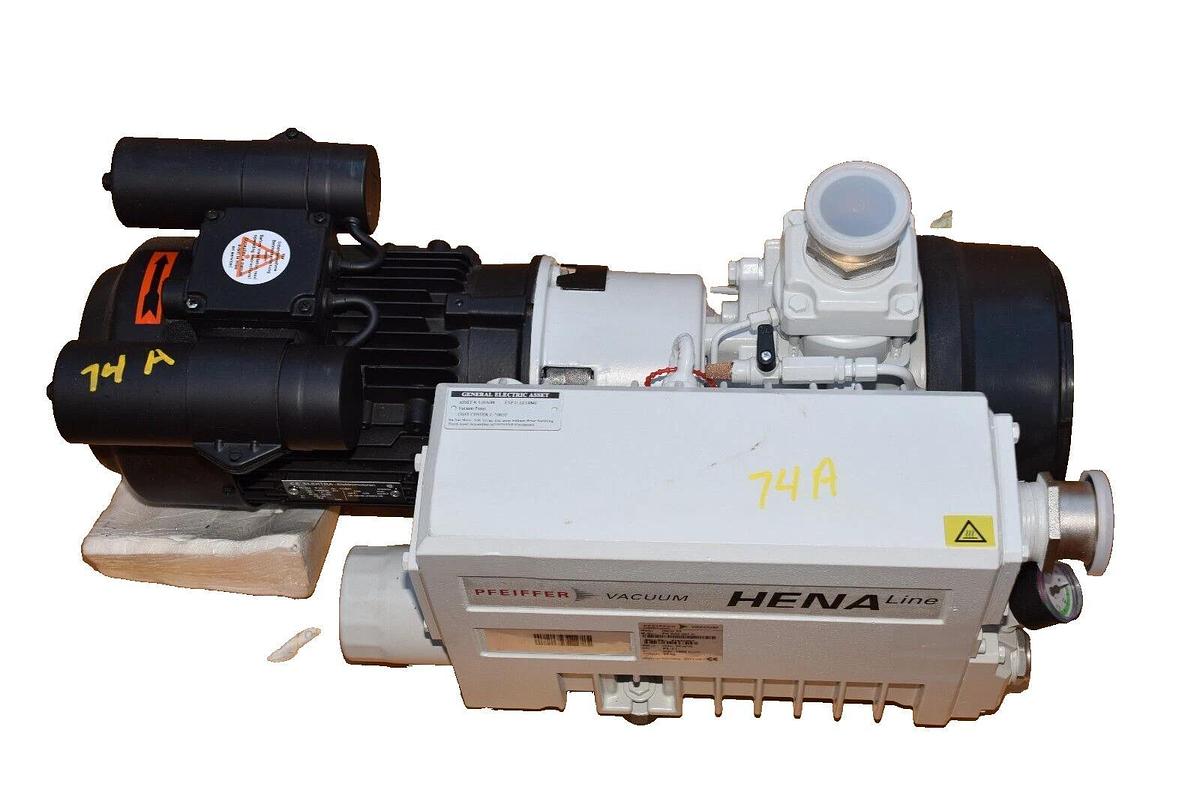 Pfeiffer Vacuum Vane Pump HENA Line Hena 25 PK D02 207 A  PKD02207A 1ph  (NEW)