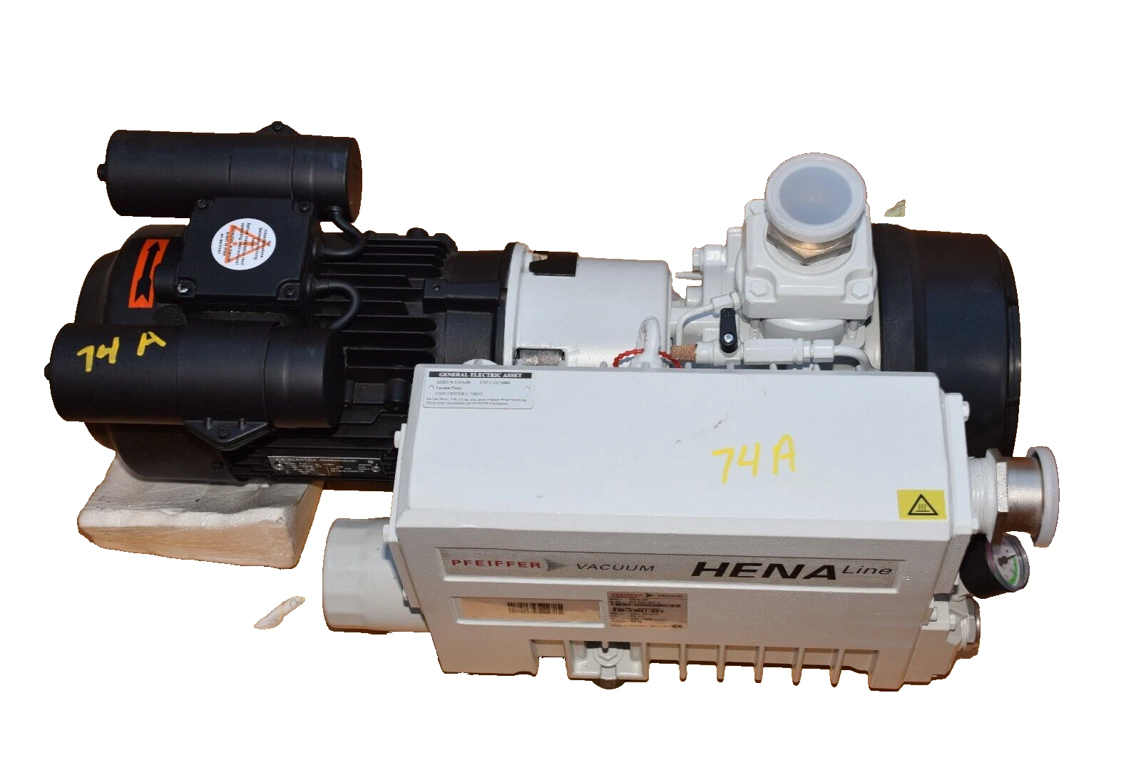 Pfeiffer Vacuum Vane Pump HENA Line Hena 25 PK D02 207 A PKD02207A 1ph (NEW)