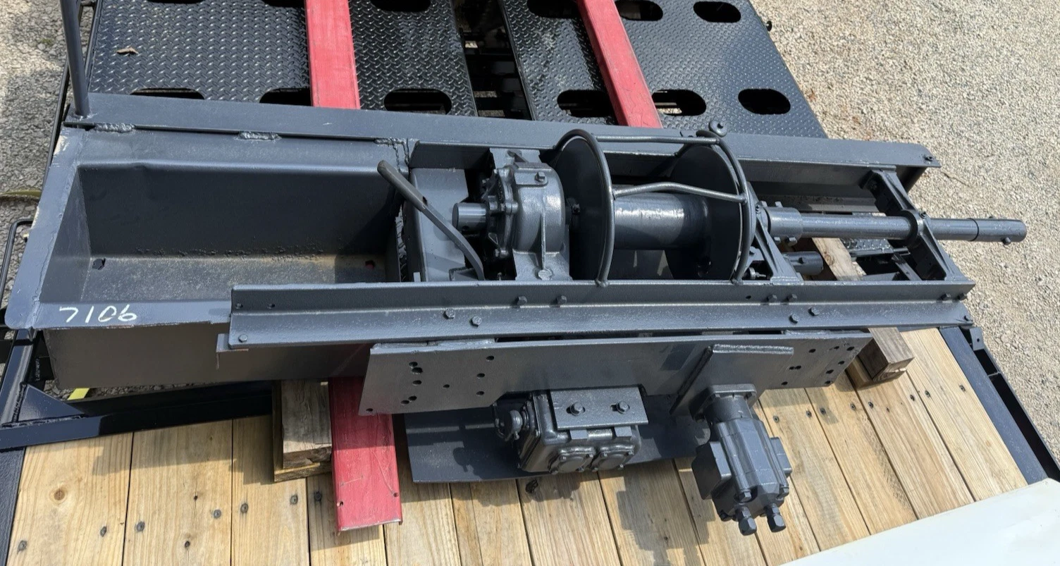 Refurbished Braden Winch mgu5-12F EB L 6910976 Low Mount Worm Gear Recovery Winch MGU5-12F