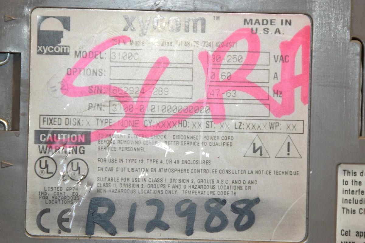 Used XYCOM 31000 Operator Interface 3100-0101000000000 / 31000101000000000