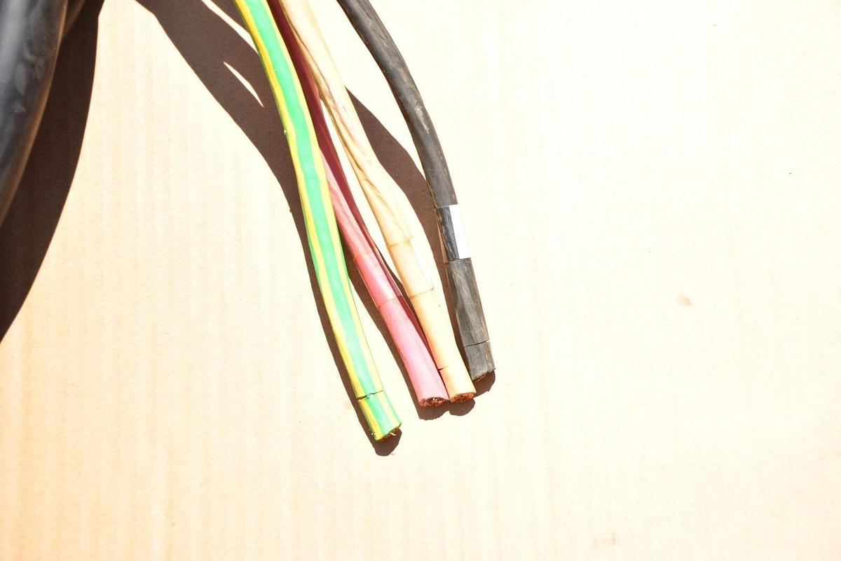 80' Carol SOOW Flexible Cord Cable Jacket P-7K-123033 MSHA 2AWG 4/C 600V Copper