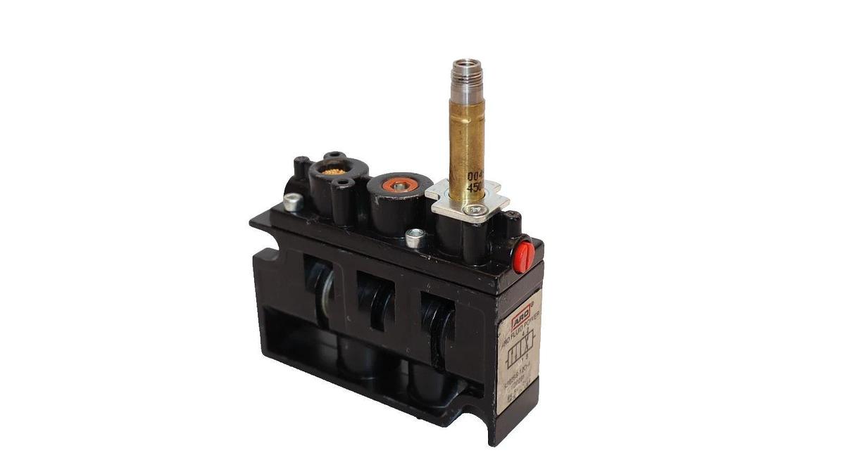 ARO A222SS-12O-A Solenoid Valve *No Coil* (New)
