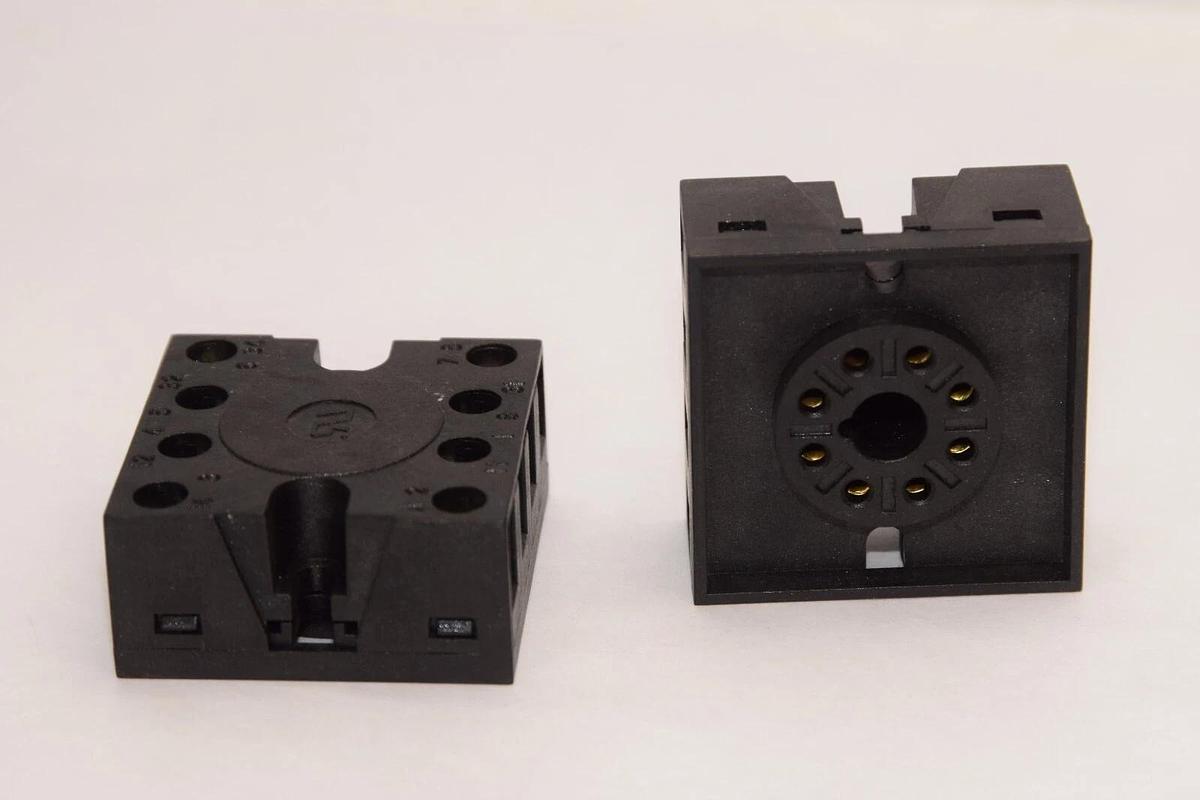 (NEW - Lot of 2) DYNAPAR PBT03155 8-Pin Socket Relay