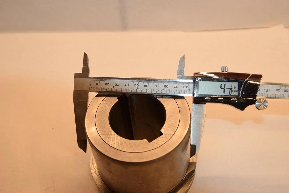 Gatco GNT-2288 2.1502 B1  4-1/8" OD X 2-5/32"ID  Rotary Bushing  963811406