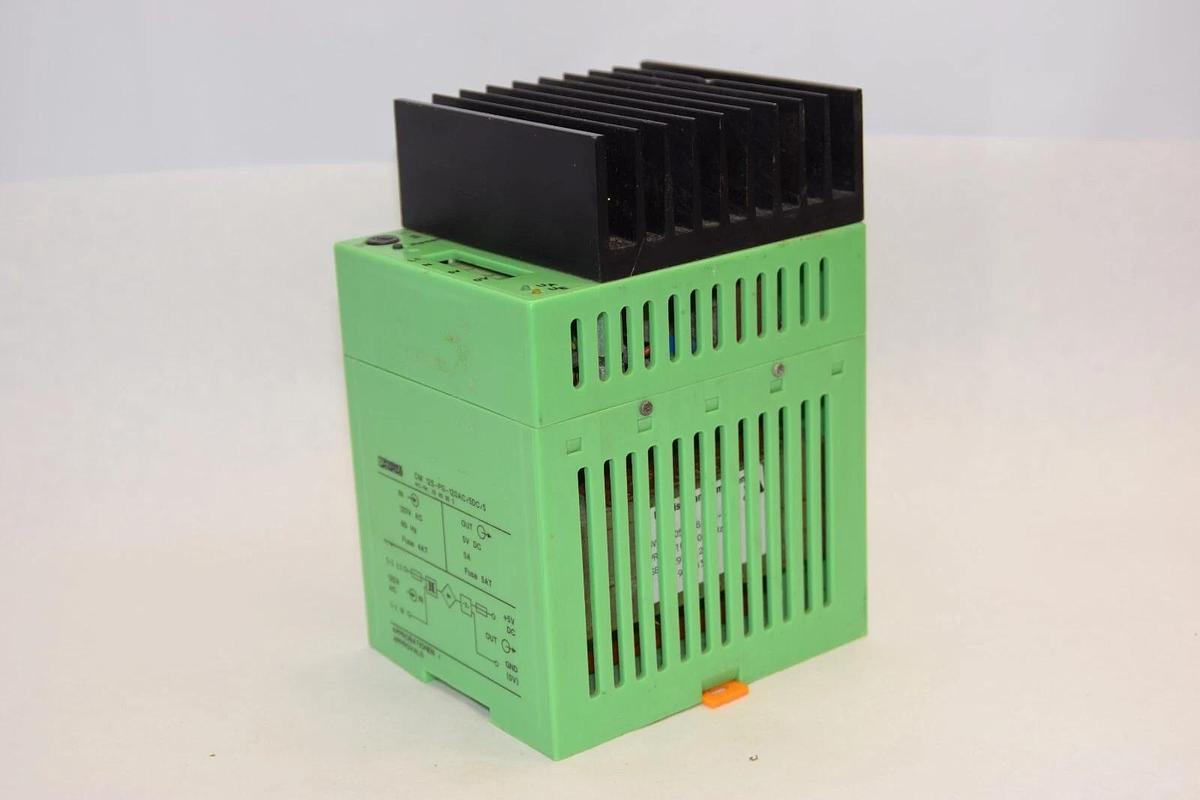 Used PHOENIX CONTACT CM 125-PS-120AC/5DC/5 120Vac 5Vdc 60Hz 5A Power Supply
