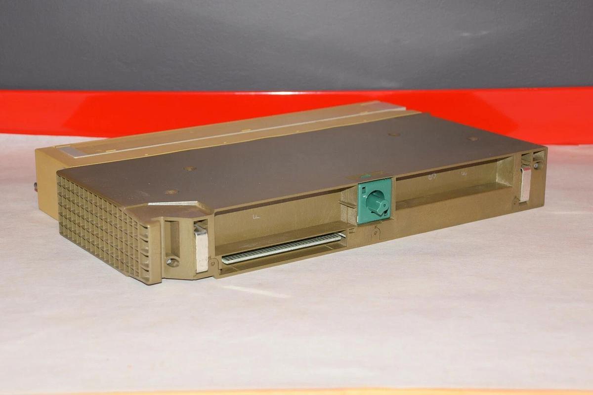 Used SIEMENS 6ES5 5441-7LA12 6ES5 54417LA12 SIMATIC S5 OUTPUT MODULE