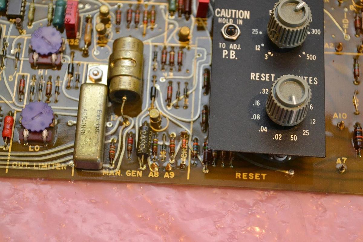 ABB FISHER & PORTER CIRCUIT BOARD CARD 686B217U01 686B217 U01 NEW