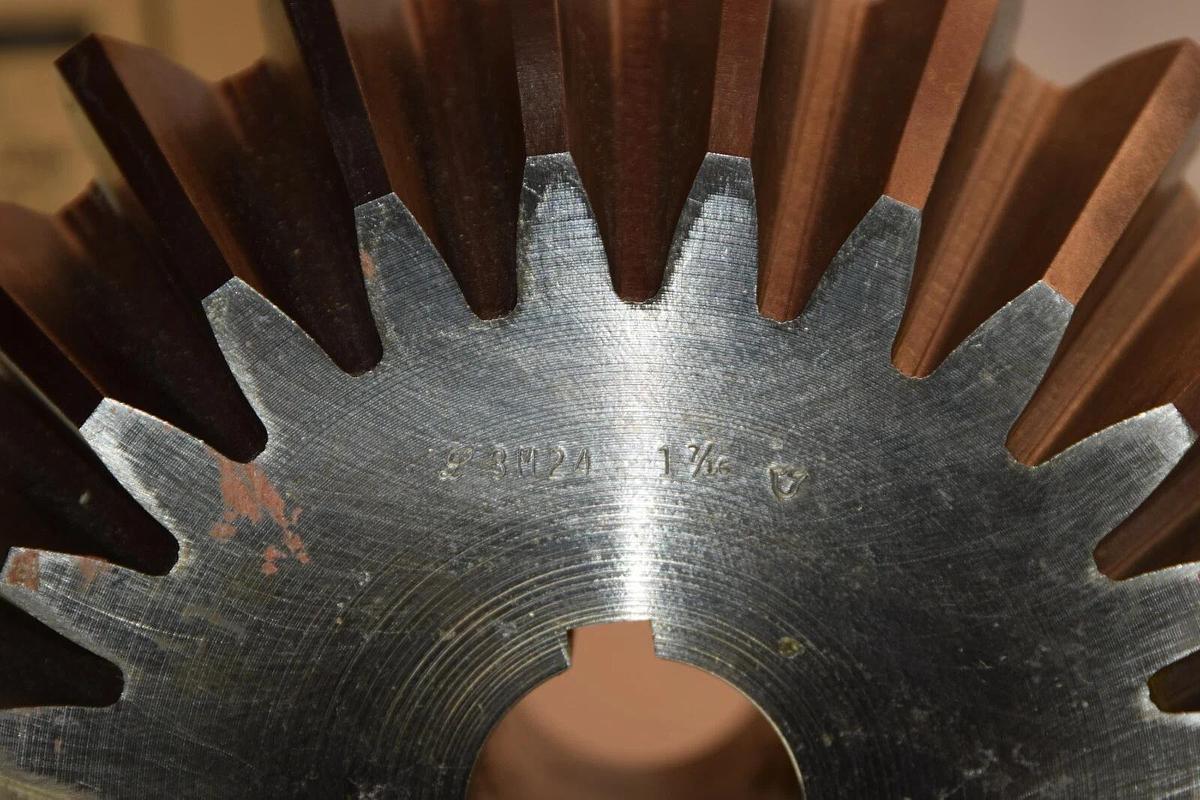 Linn Gear 3M24 1 7/16" 1-7/16" Bore Steel miter gear,  pitch 8, 24 Teeth