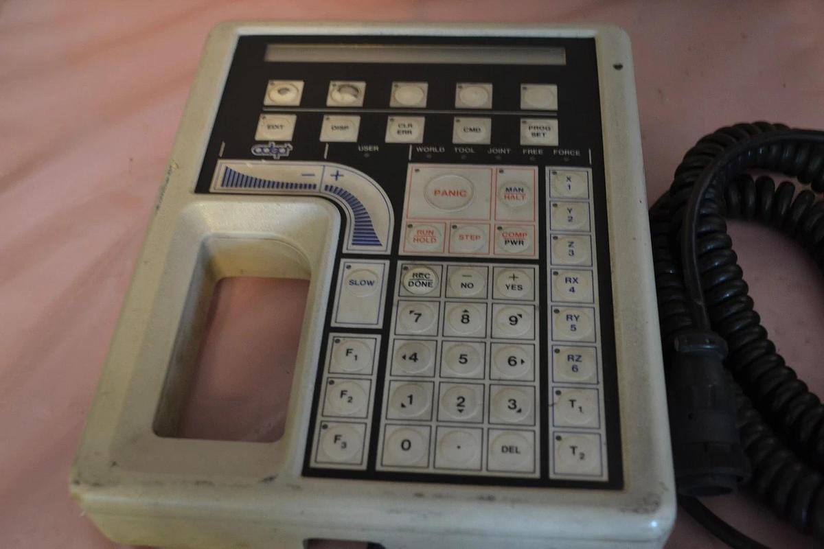 Used ADEPT TECHNOLOGY MODEL 100 TEACH PENDANT CONTROL CONTROLLER