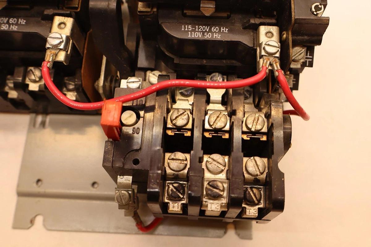 Used Allen Bradley Reversing Starter CR309C0 ACWA Size Sz 1 115/120v Coil *No heaters