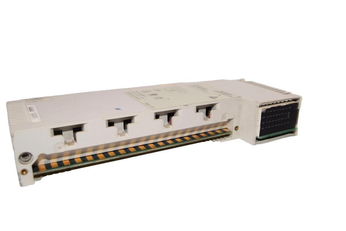 Used Schneider TSX Quantum 140 DDM 690 00 In/out High Power Module *No Front Cover*