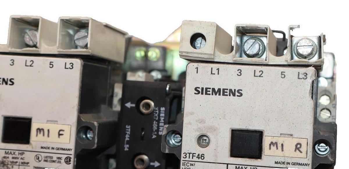 Used Siemens Reversing Starter Contactor CRL0F4622  24vdc Coil (Damaged)