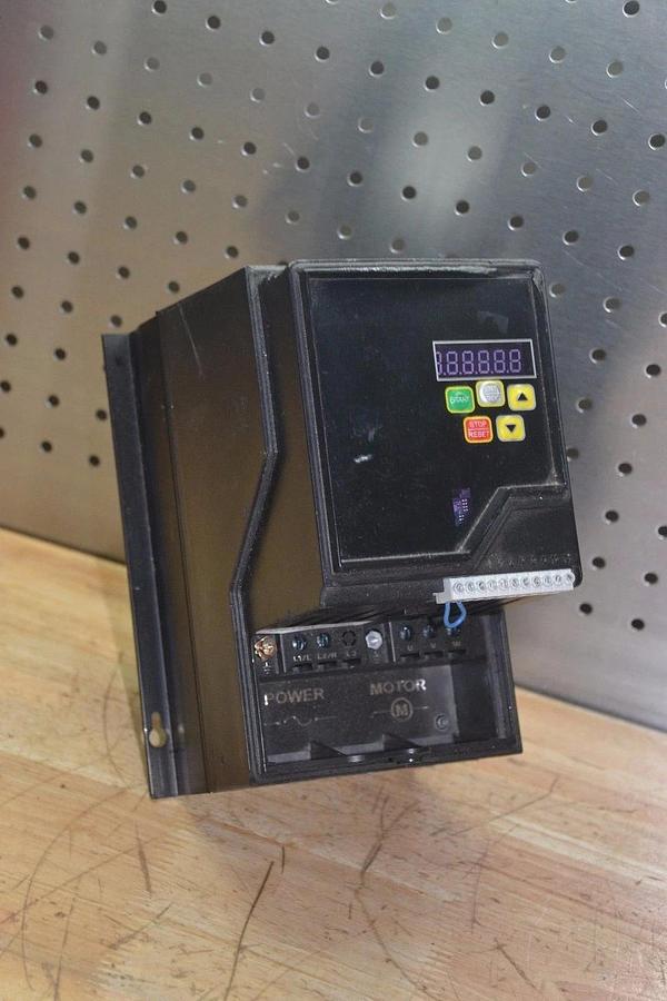 Used BALDOR DRIVES VS1MX21-2 1HP 0-240V