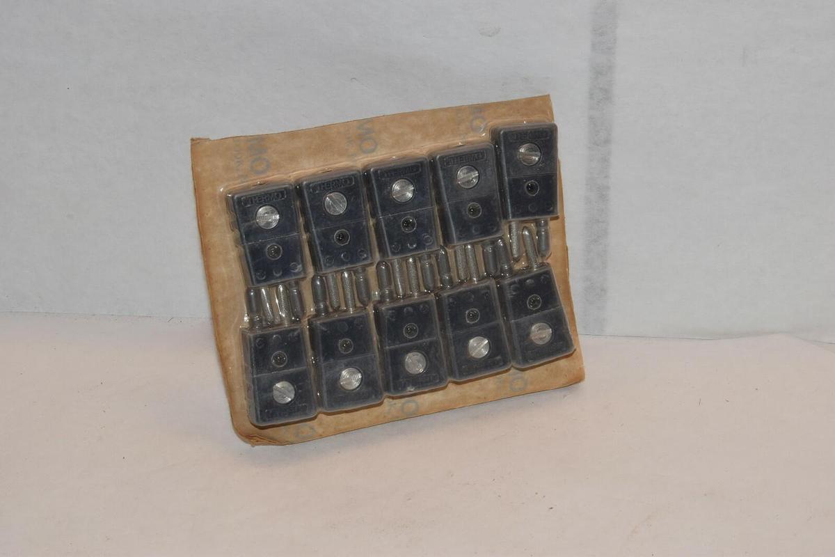 NEW (LOT OF 10) THEMO-KINETICS MALE THERMOCOUPLER