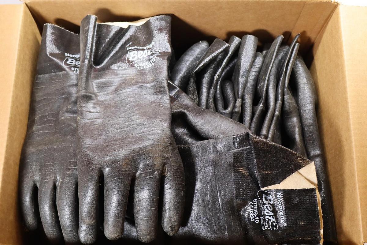 Best Neoprene Gloves 6780R-10 Size Sz 10 Chemical Resistant (Lot of 16 - NEW)