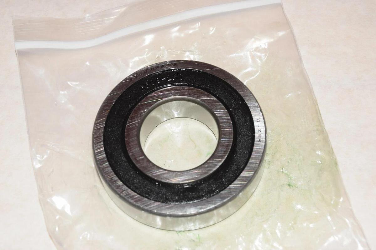 NEW WHIPROLL BA304531 PI00327A BEARING HOUSING WITH BEARING