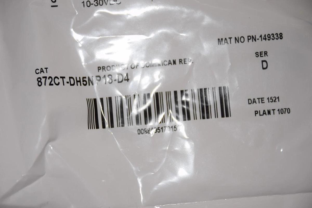 ALLEN BRADLEY 872CT-DH5NP18-D4 SERIES D 10-30VDC 200mA PROXIMITY SENSOR NEW