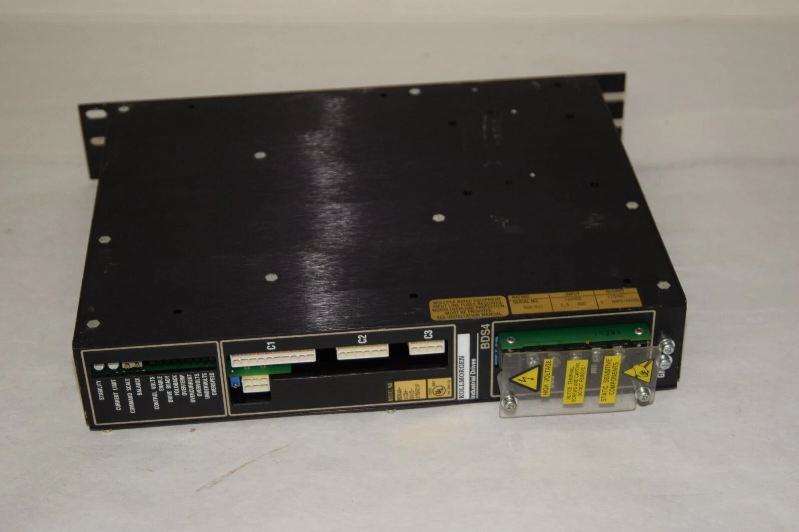 Used KOLLMORGEN Servo Drive BDS4A-103H-0015-105A21P Input 140Vdc Output 115Vac