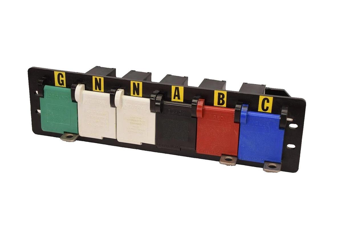 Used Crouse-Hinds Eaton Cam-Lok Posi-Lok Panel E0200 Series E0200-1885 6 receptacle